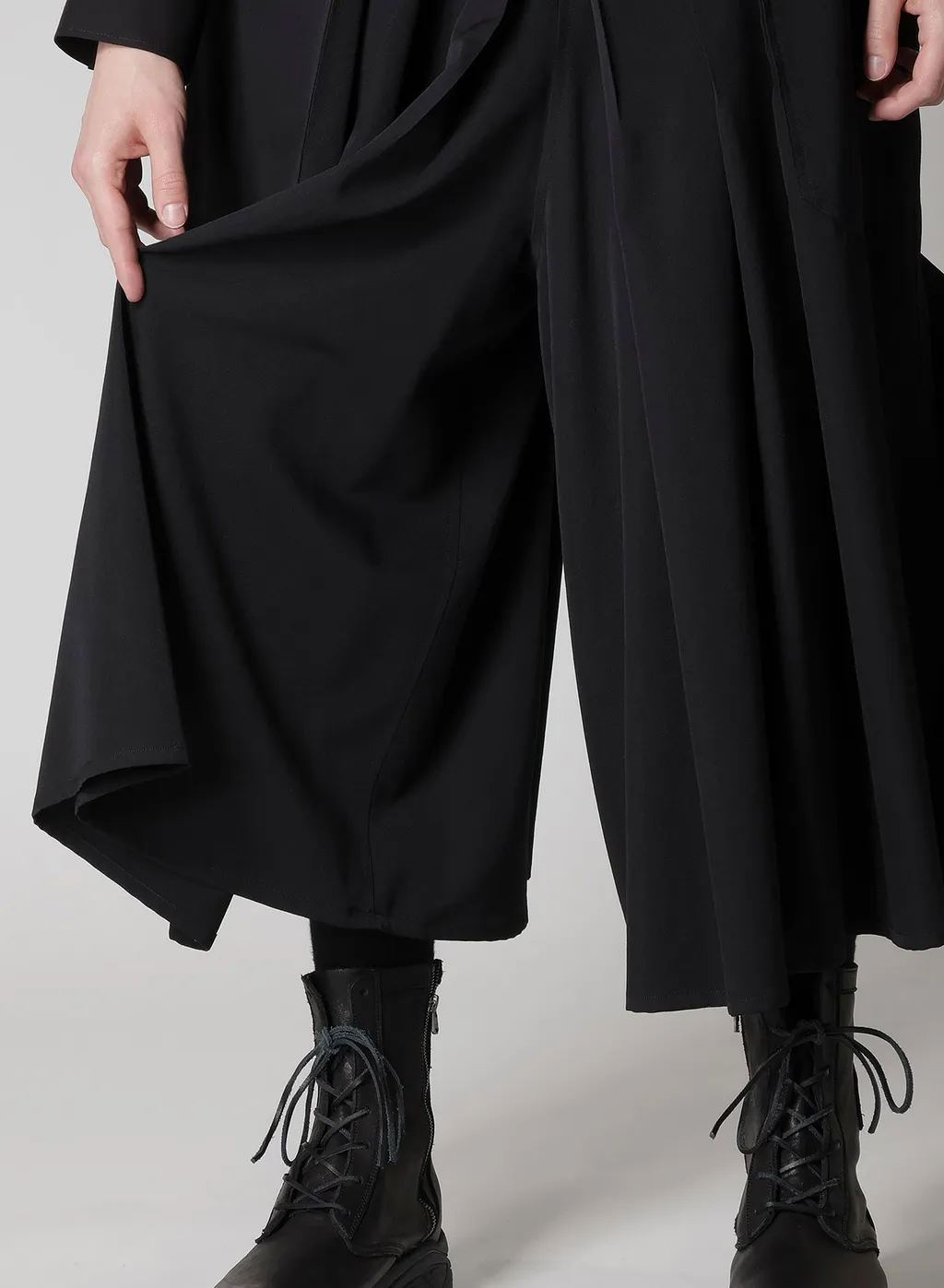 Wool Gabardine Hakama Pants