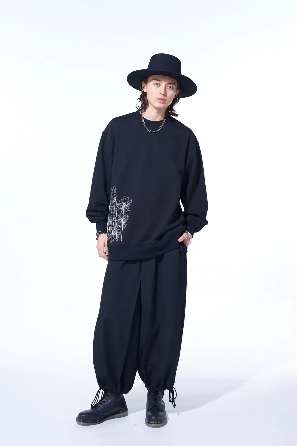 French Terry Flower Embroidery Pullover