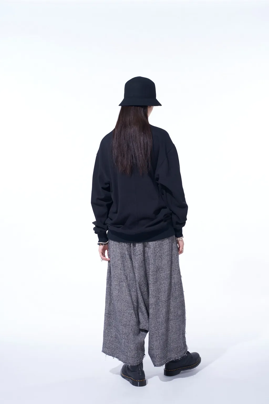 French Terry Flower Embroidery Pullover