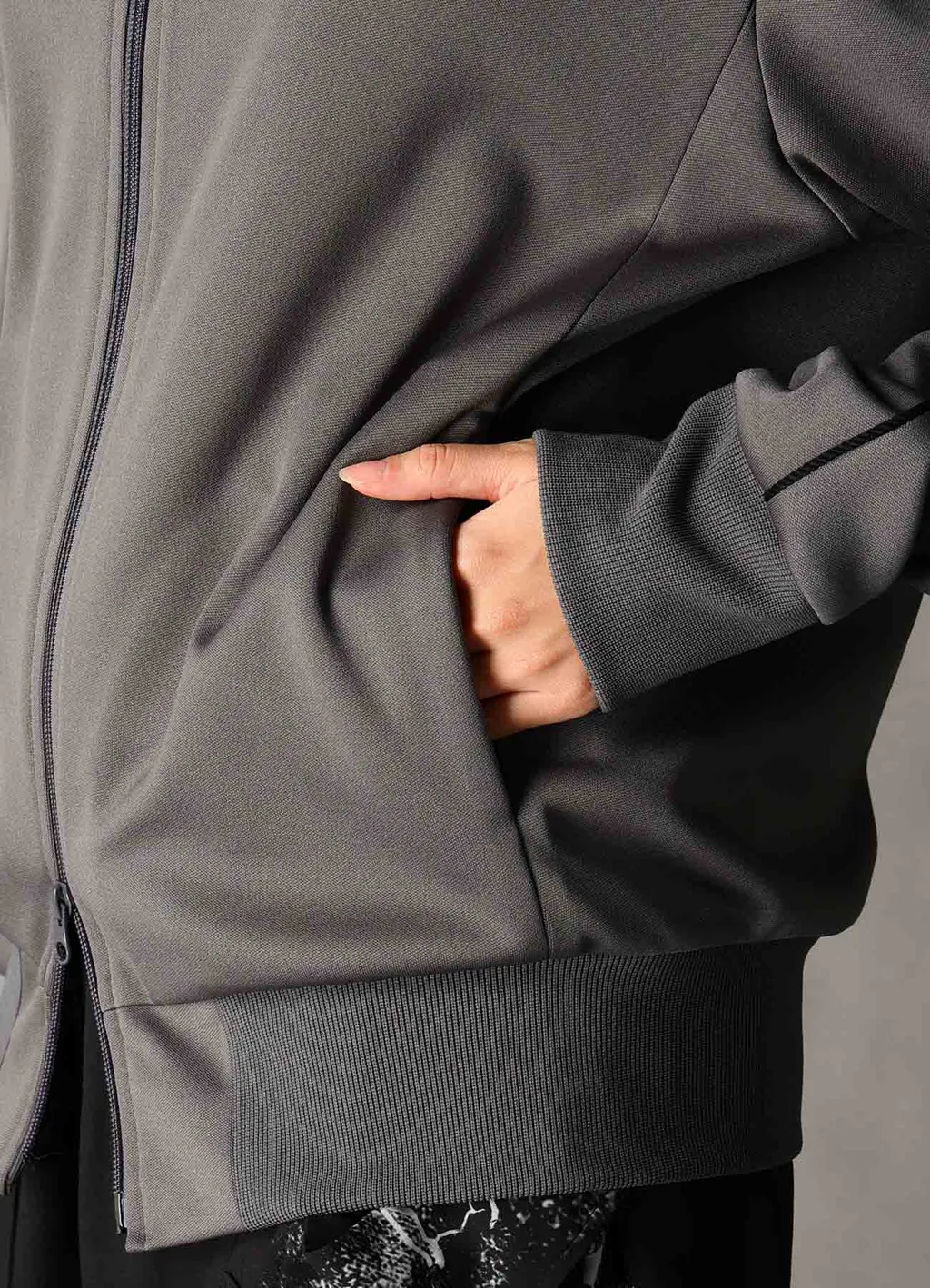 Polyester Smooth Split Raglan Track Jacket