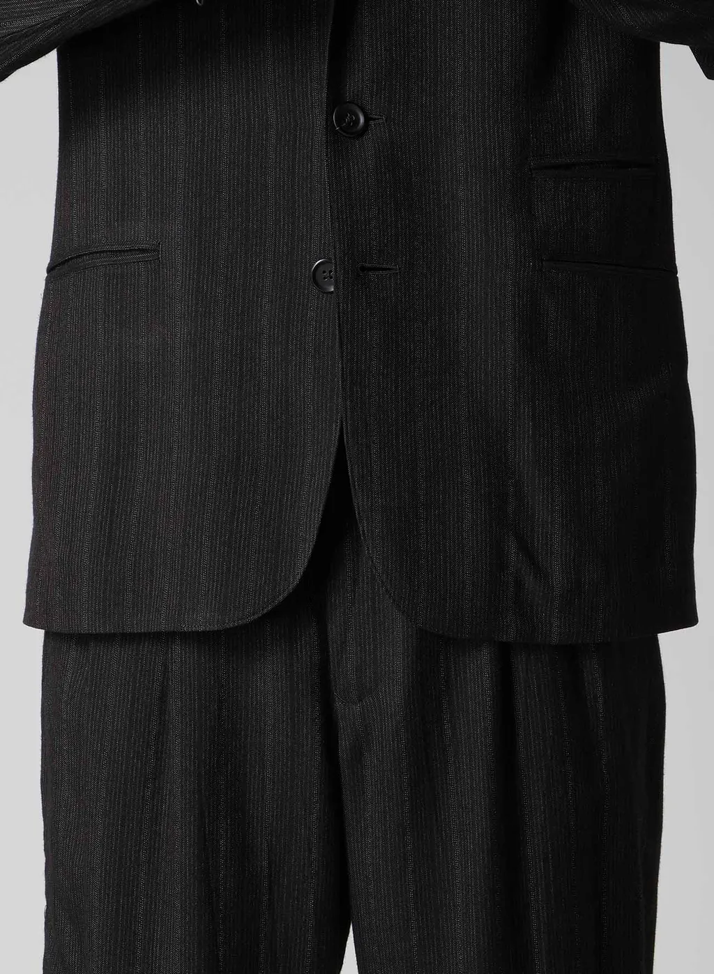 Zip Opened Cuff 3-Button Jacket