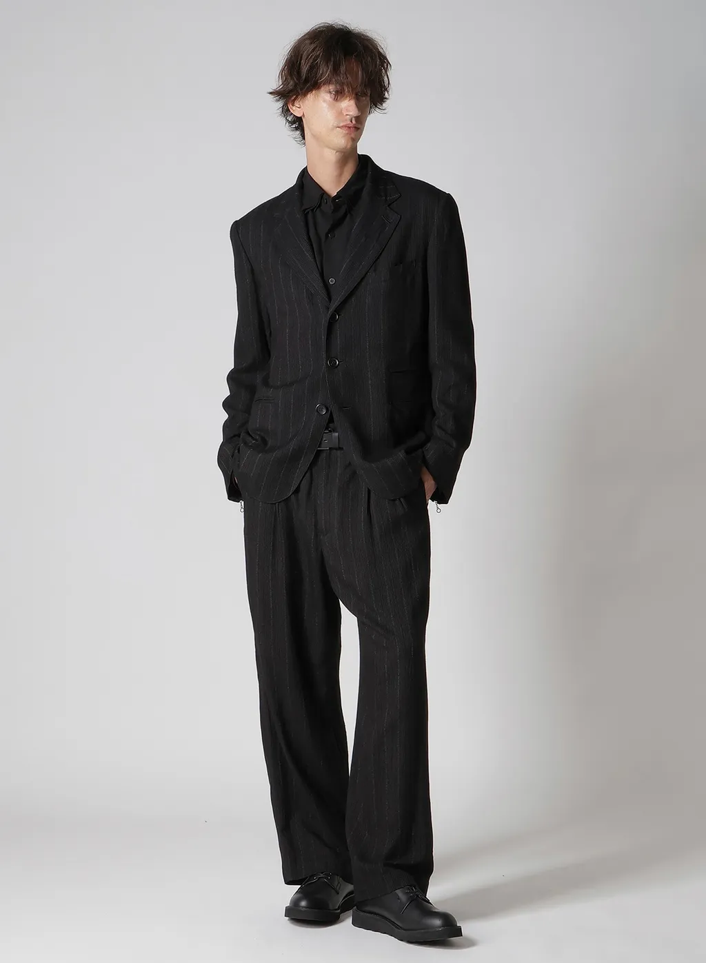 Zip Opened Cuff 3-Button Jacket
