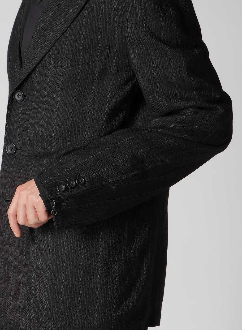 Zip Opened Cuff 3-Button Jacket