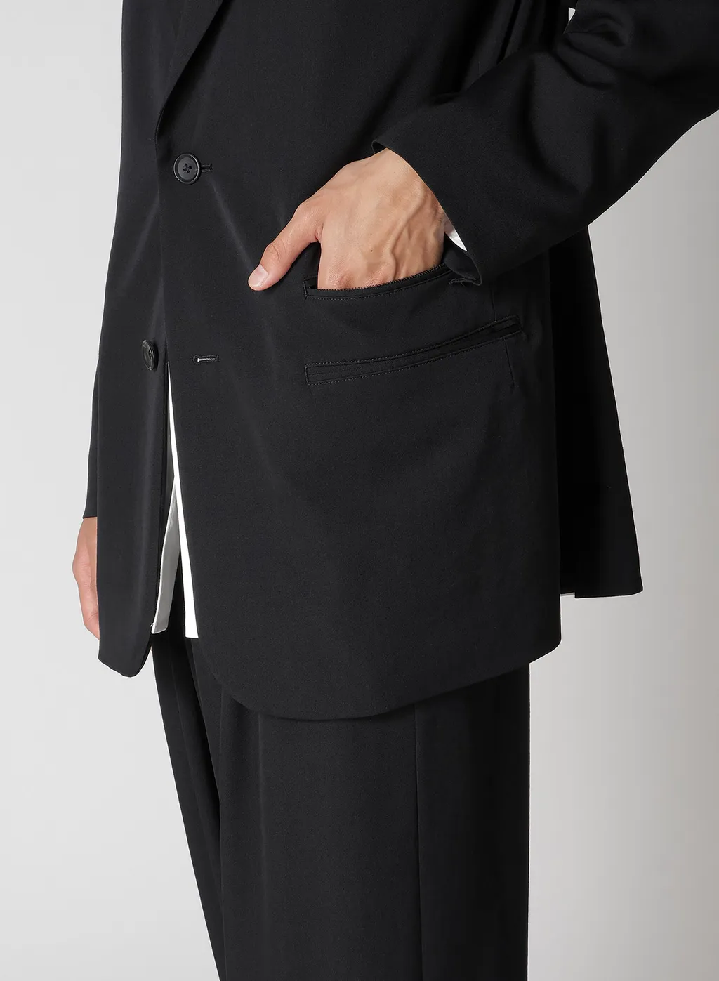Wool Gabardine Left And Right Change Pocket Jacket