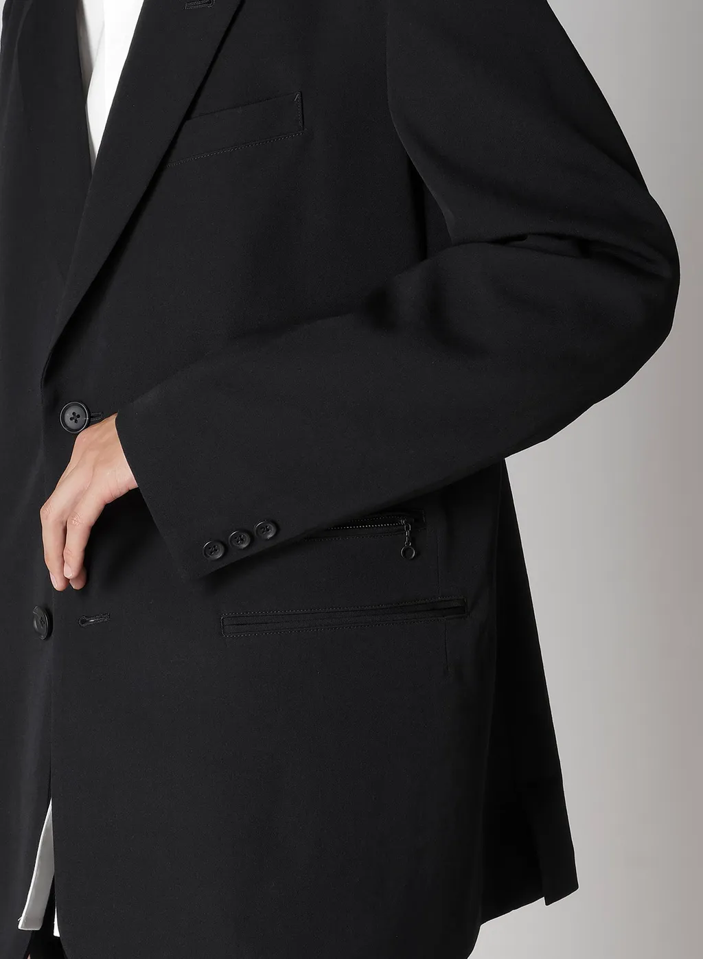 Wool Gabardine Left And Right Change Pocket Jacket