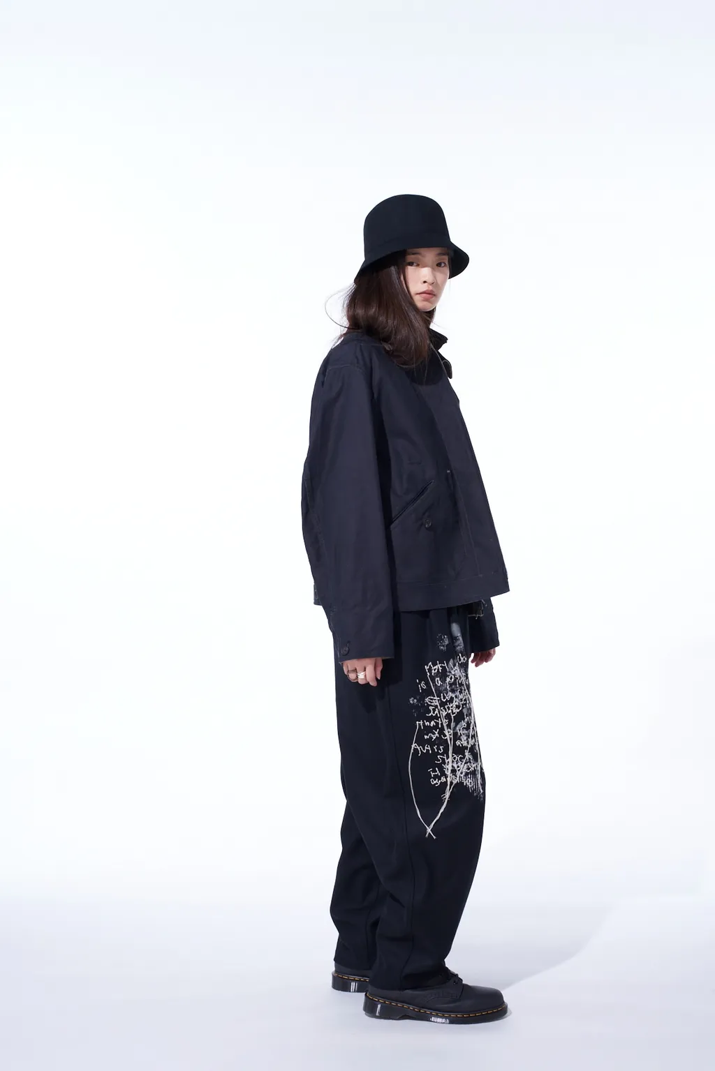 Lamb Wool Printed Messege Embroidery 2 Tuck Suspender Pants