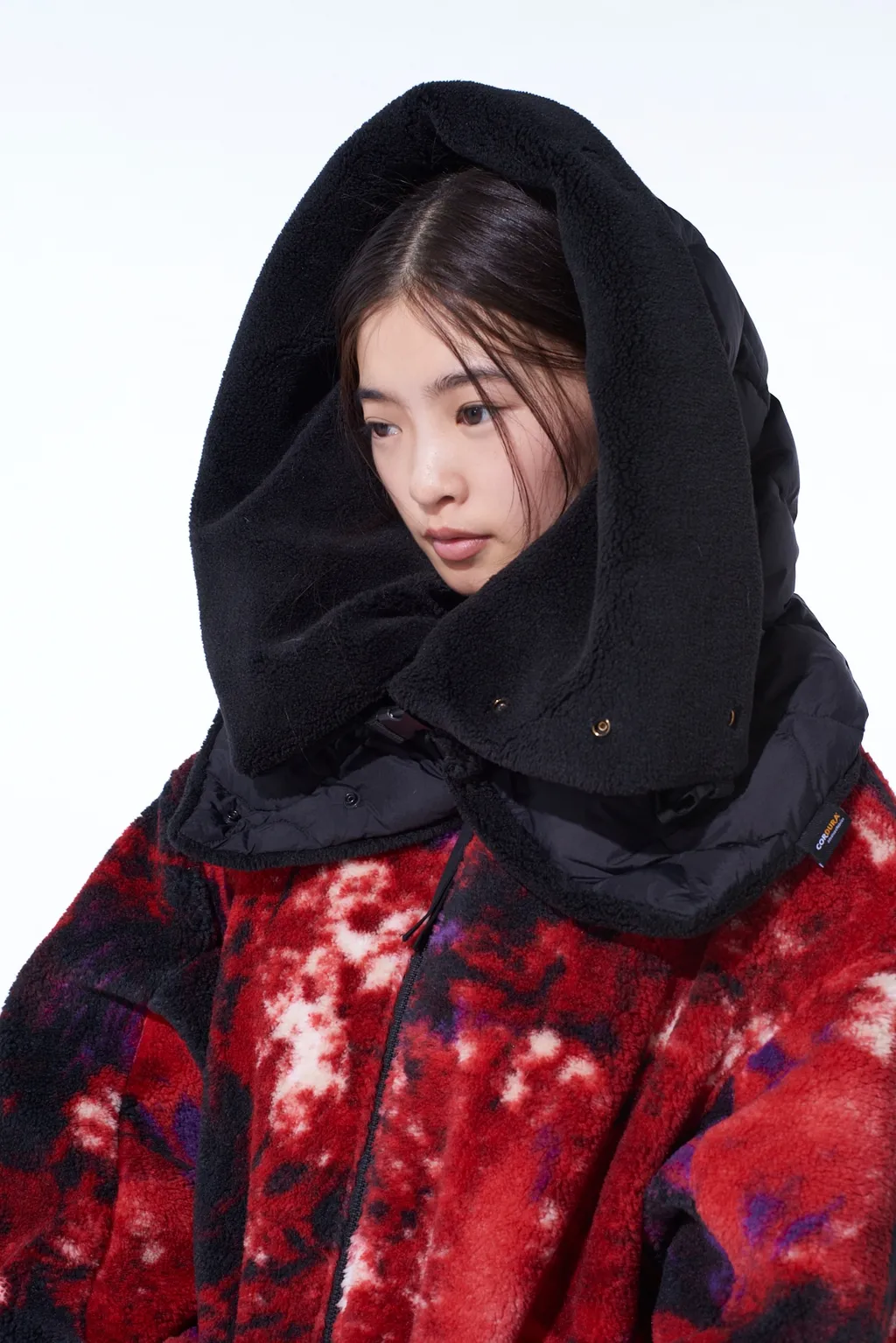 S'yte X Taion Reversible Quilted Down Scarf With Black Fleece Lining