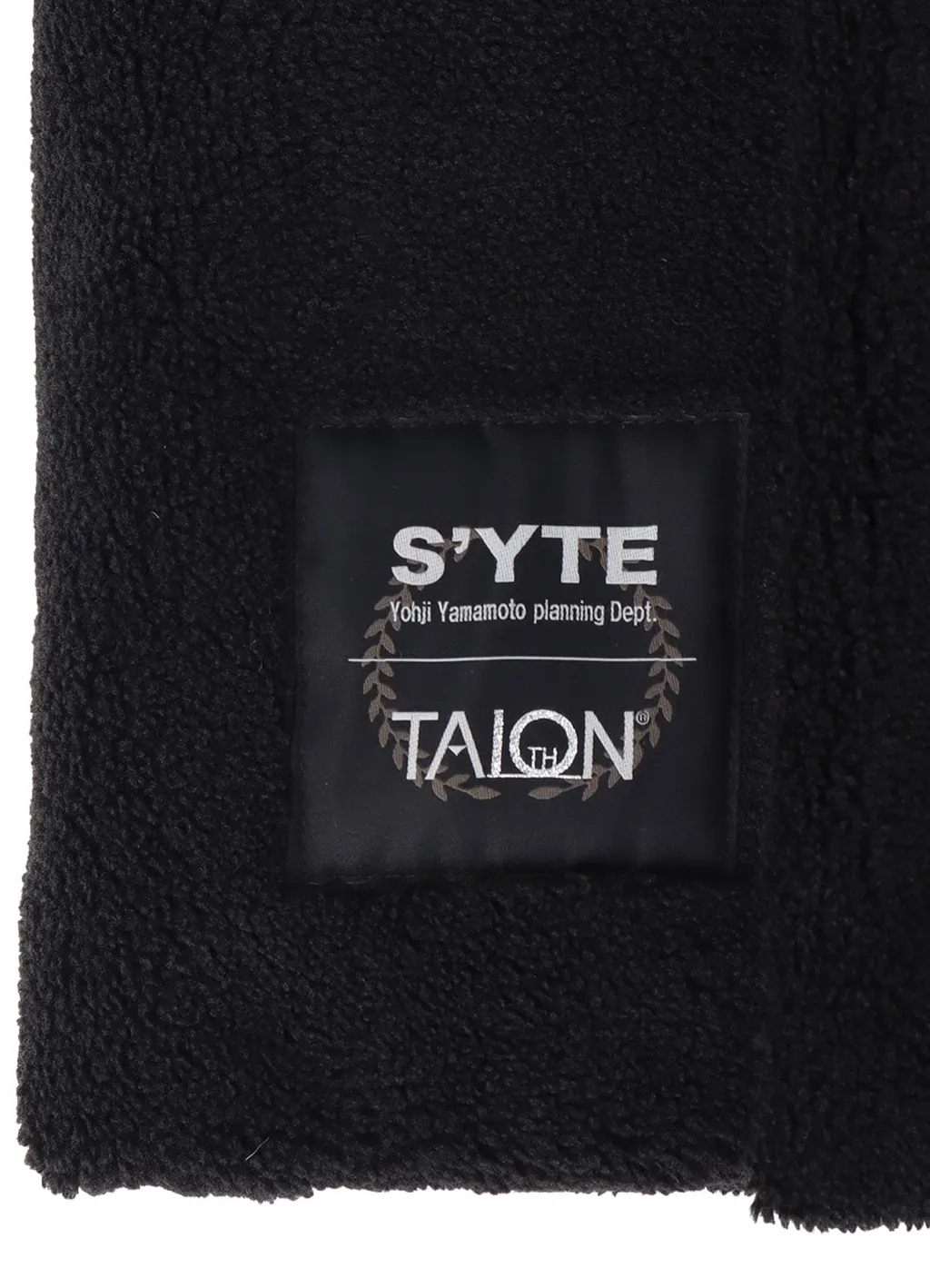 S'yte X Taion Reversible Quilted Down Scarf With Black Fleece Lining