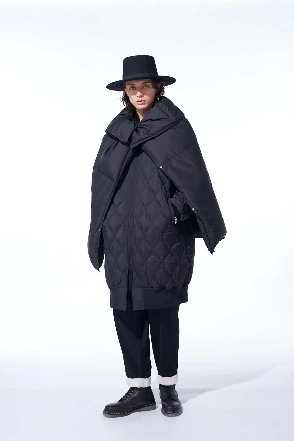 S'yte X Taion Versatile Quilted Down Blanket