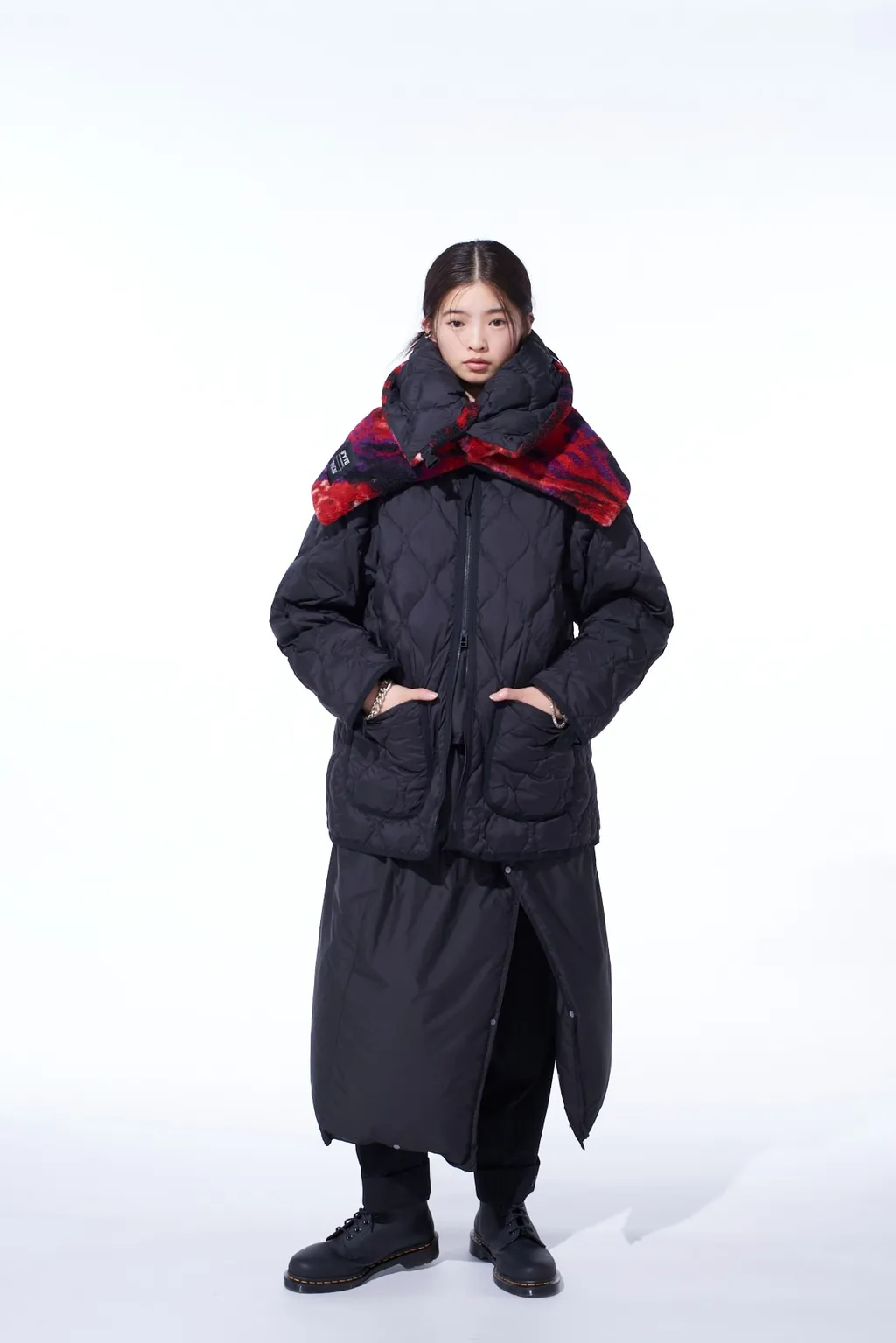 S'yte X Taion Versatile Quilted Down Blanket