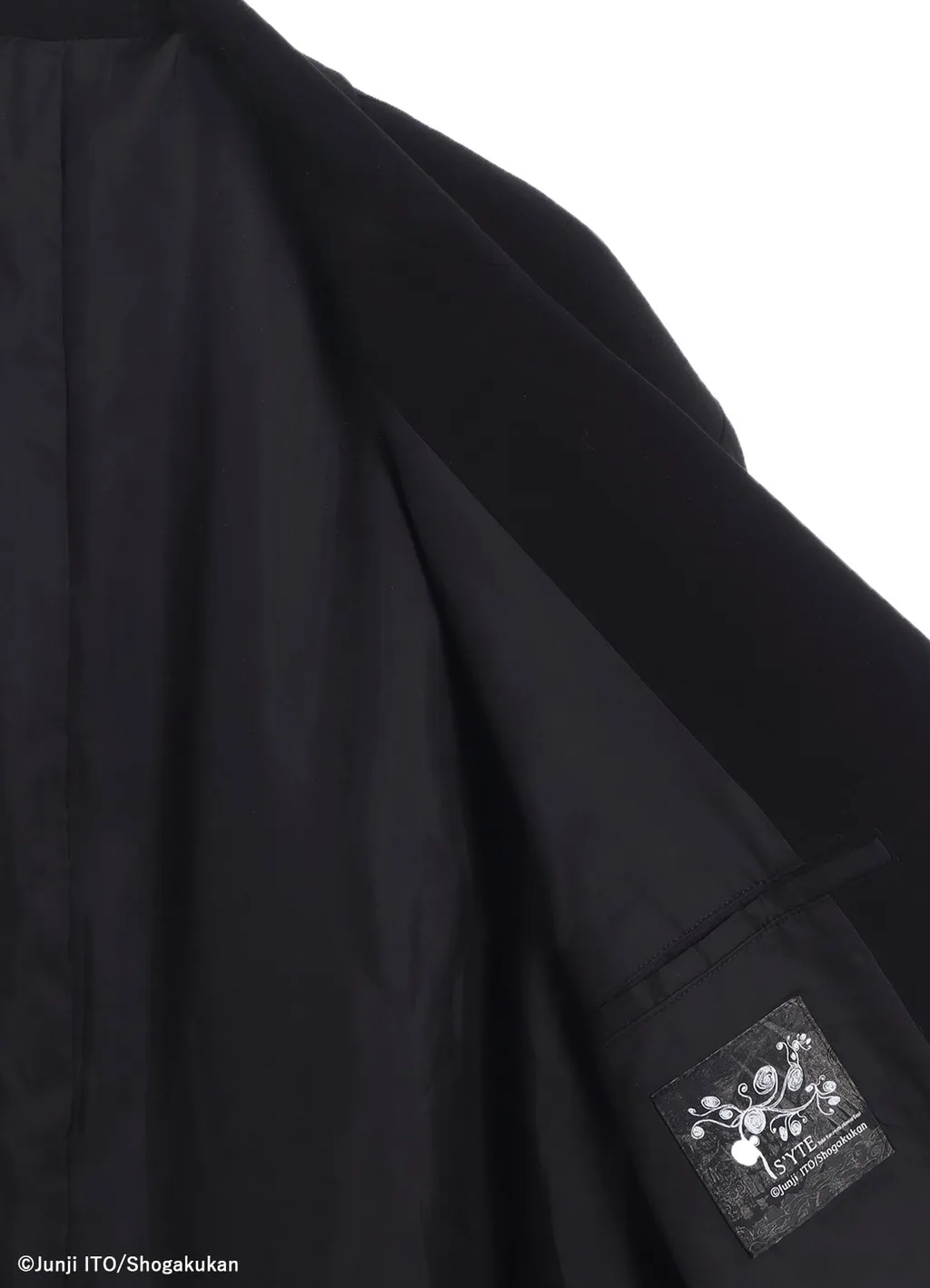 S'yte × Junji Ito -Uzumaki- Azami Wearing Yohji Yamamoto Printed Jacket