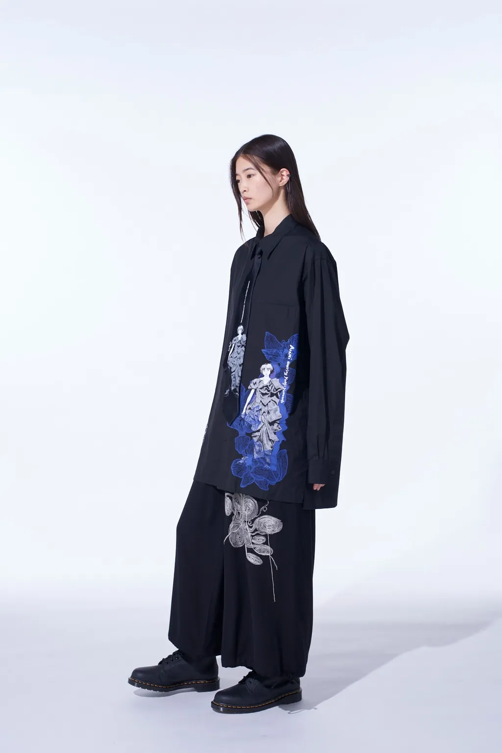 S'yte × Junji Ito -Uzumaki- Azami Wearing Yohji Yamamoto Printed Shirt