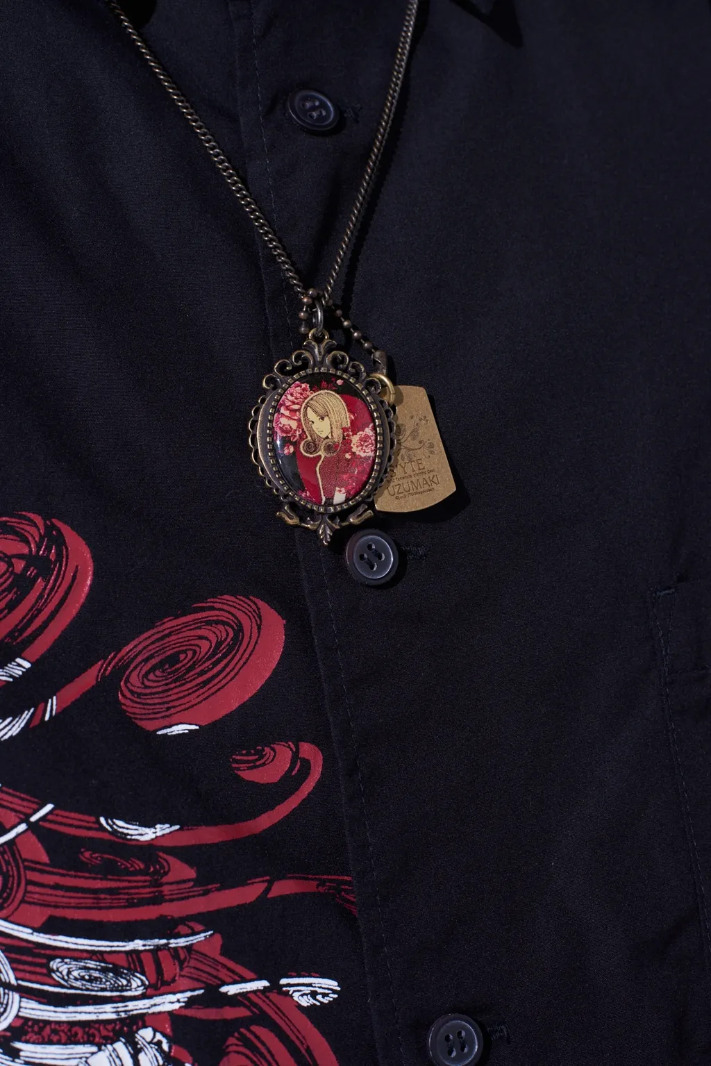 S'yte × Junji Ito -Uzumaki- Flower And Kirie Cameo Necklace