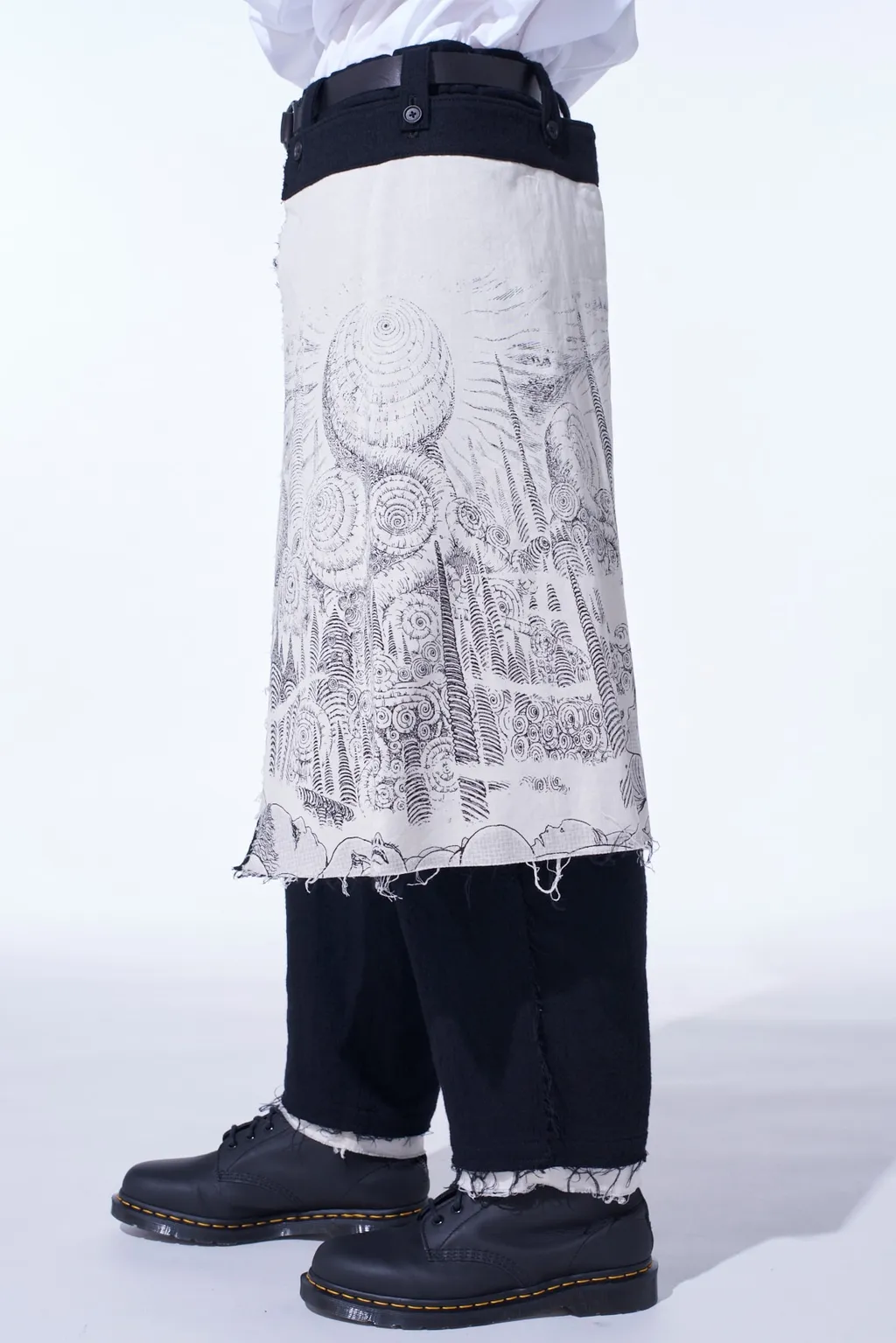 S'yte × Junji Ito -Uzumaki- Kirie Printed Wrap Skirt Pants