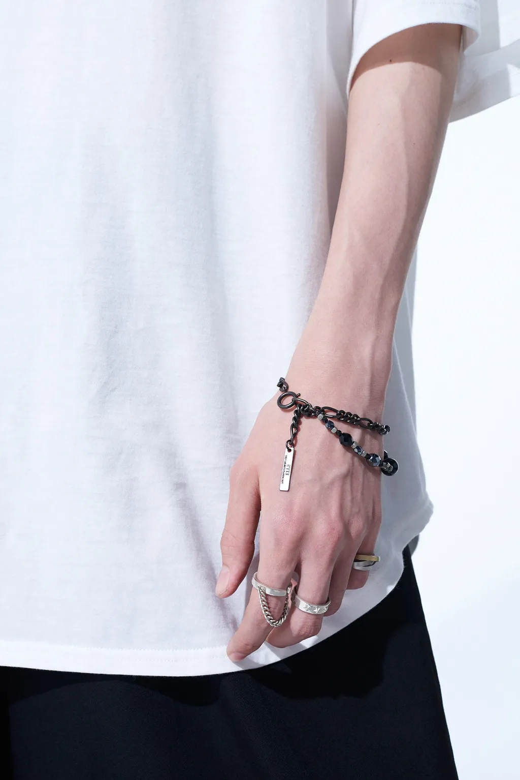 Black Onyx + Glass Beads Brass Bracelet