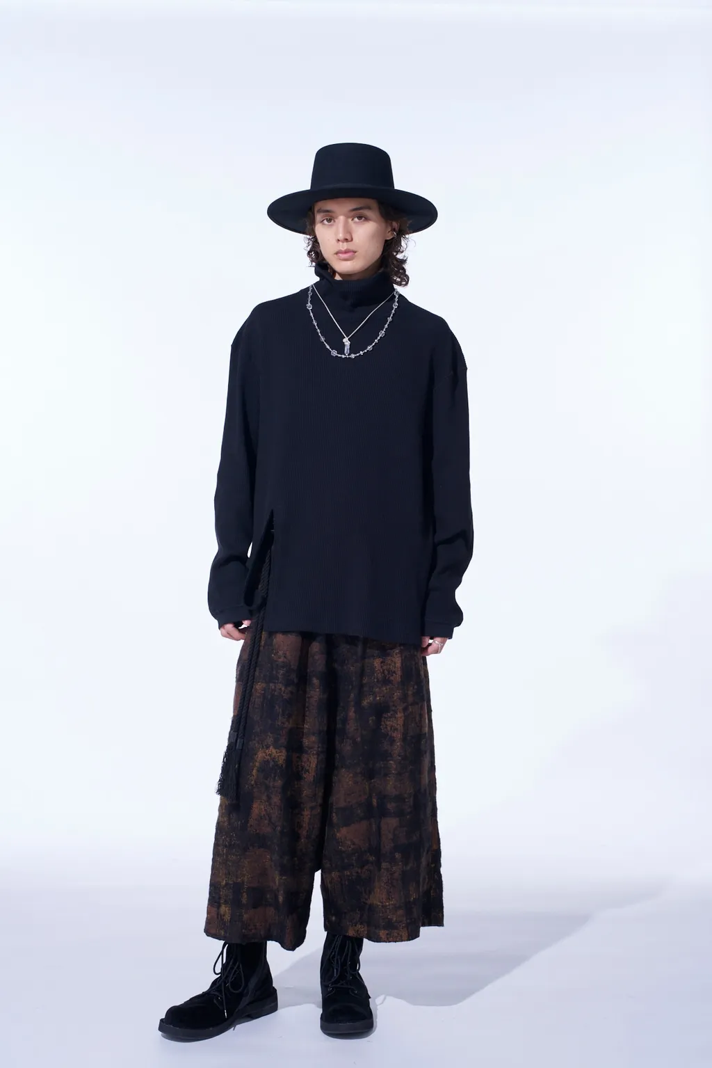 16/Thermal Waffle Turtle Neck T-Shirt