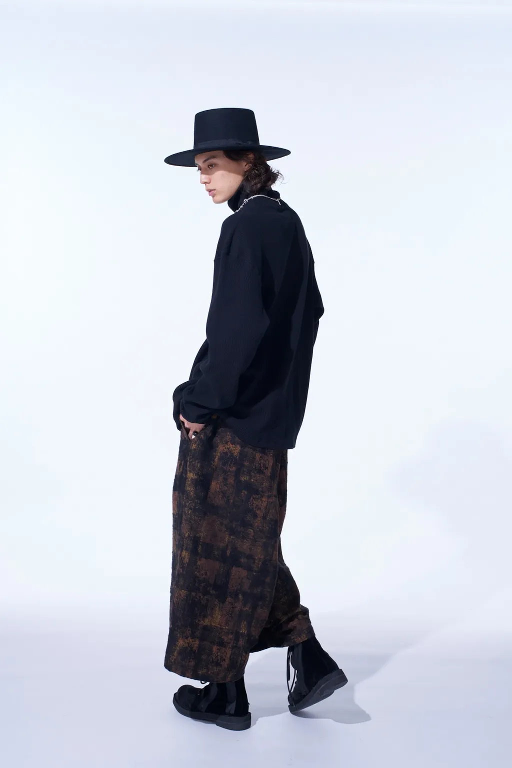 16/Thermal Waffle Turtle Neck T-Shirt