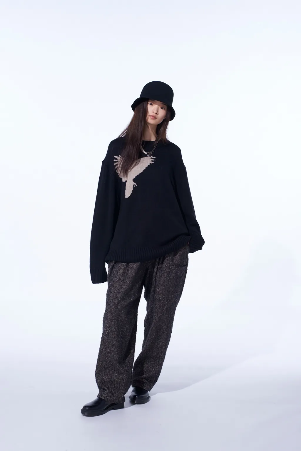 Brushed Twill Needle Punch Tapered Pants
