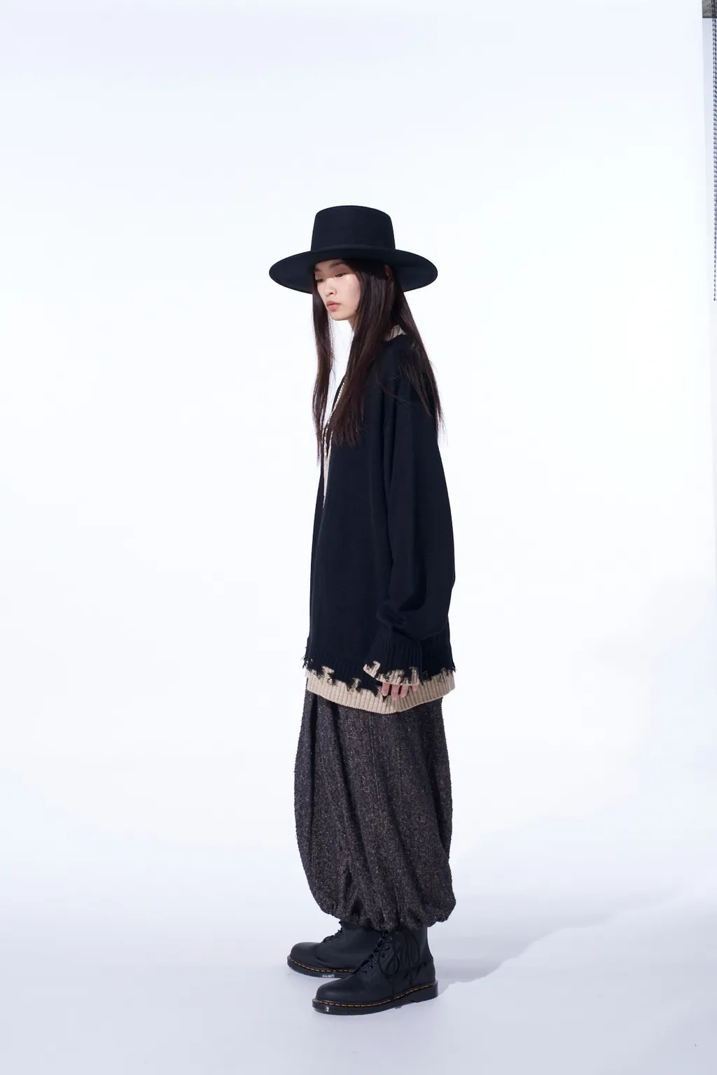 Brushed Twill Needle Punch Elastic Hakama Pants