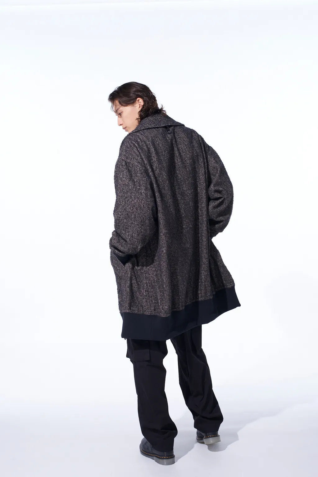 Brushed Twill Needle Punch Reversible Long Truck Top