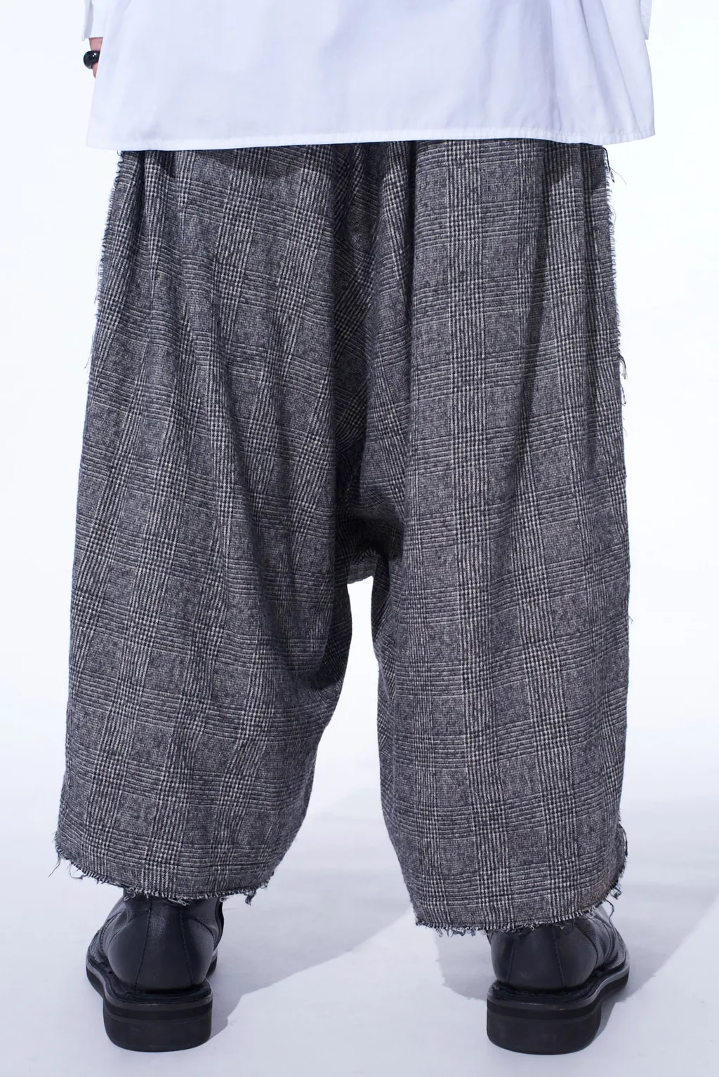Glen Check Raw Edge Wide Sarouel Pants