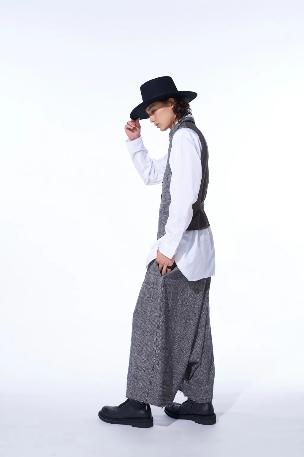 Glen Check Cut-Out Hem Stand Collar Vest