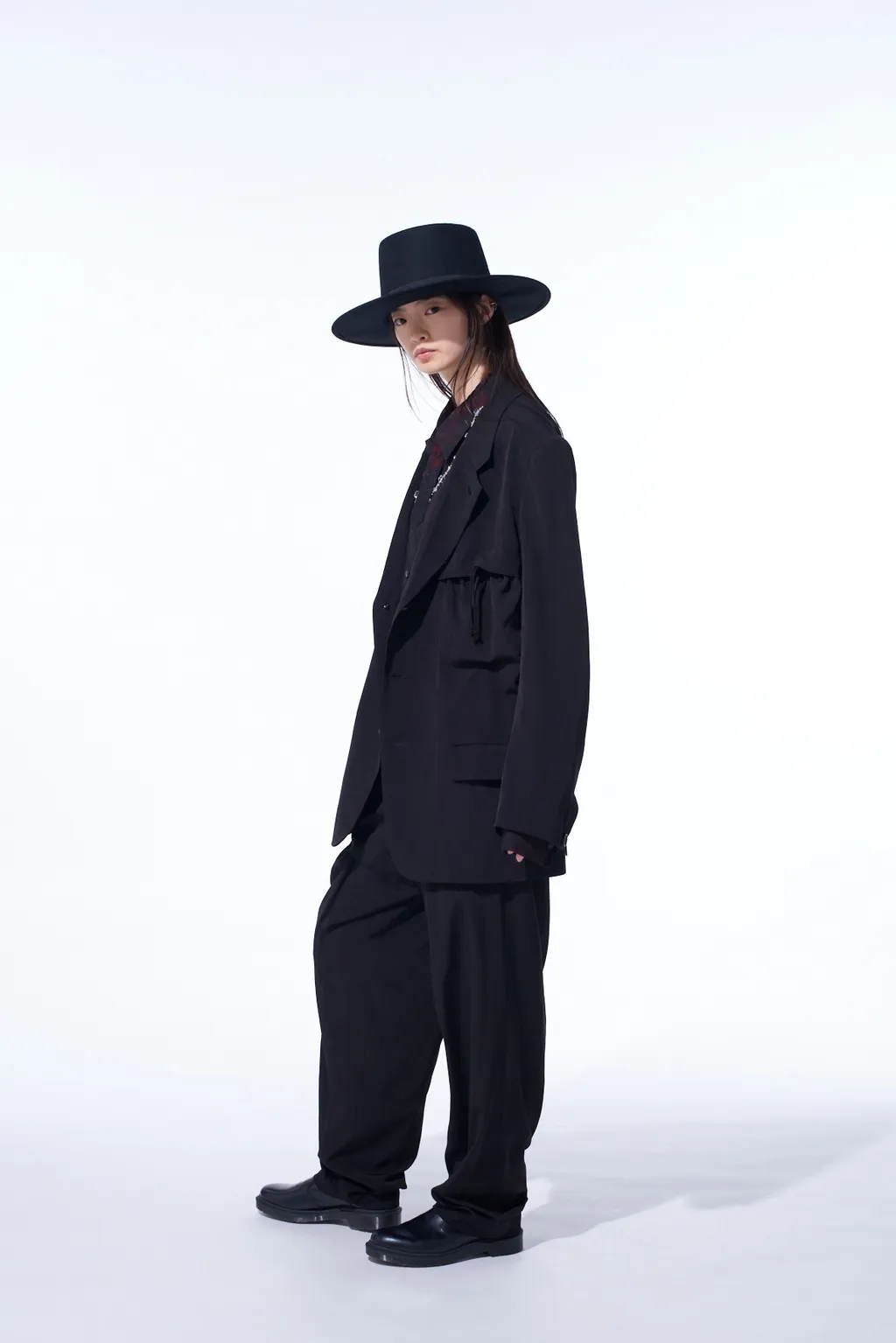 Crepe De Chine Shirring Pockets Tapered Pants