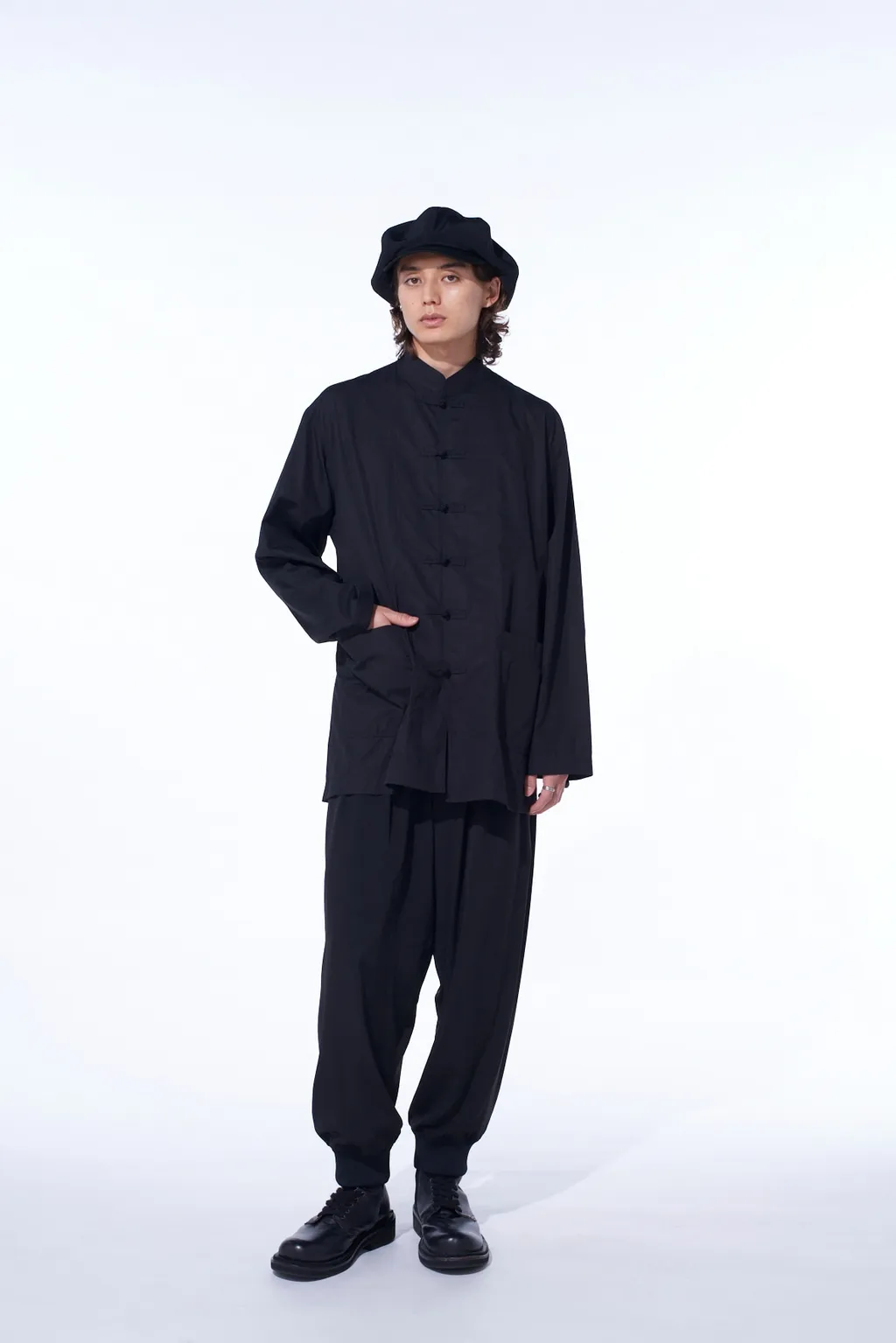 Crepe De Chine Hem Rib 2 Tuck Jogger Pants