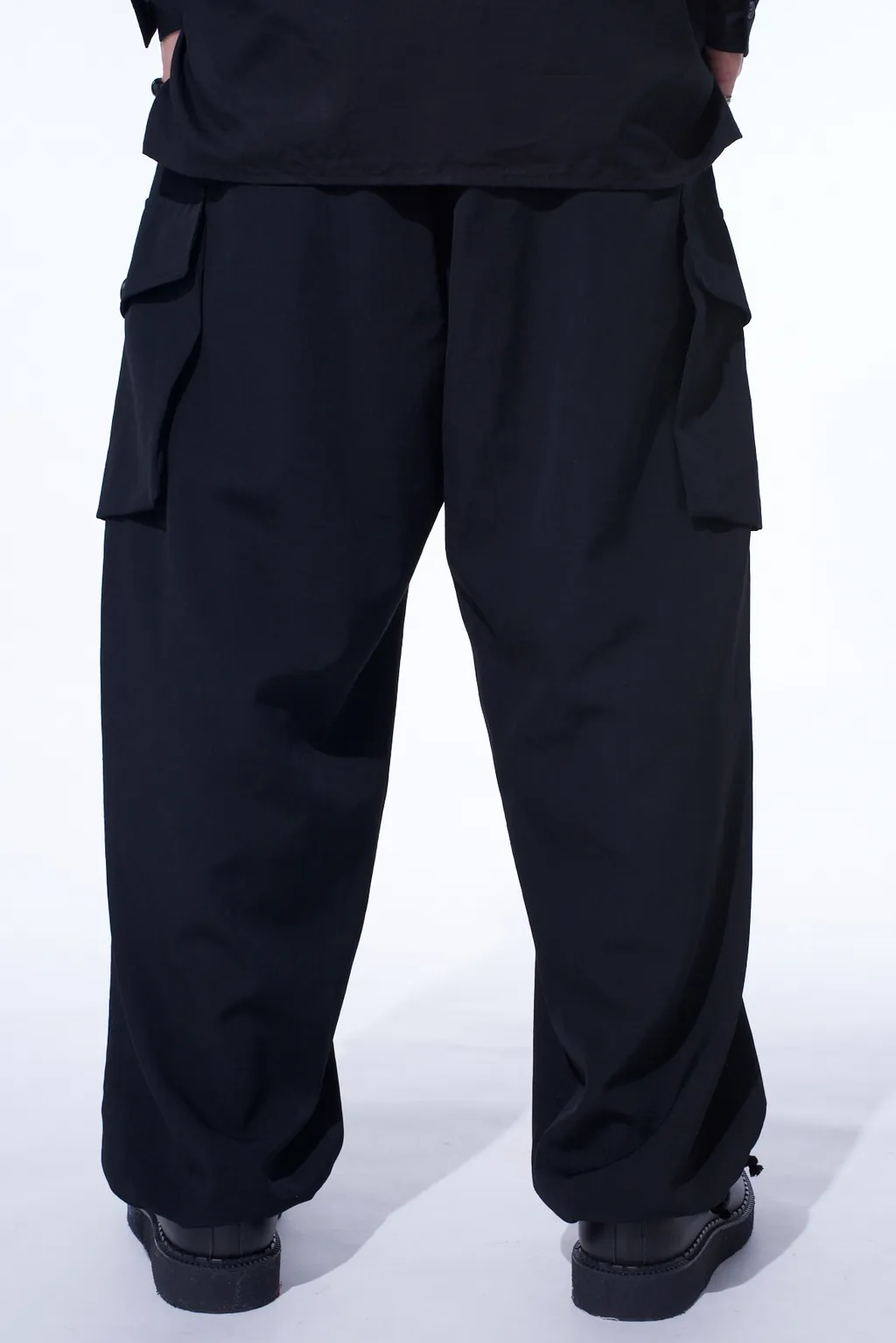 Washer Wool Gabardine 2 Tuck Cargo Pants