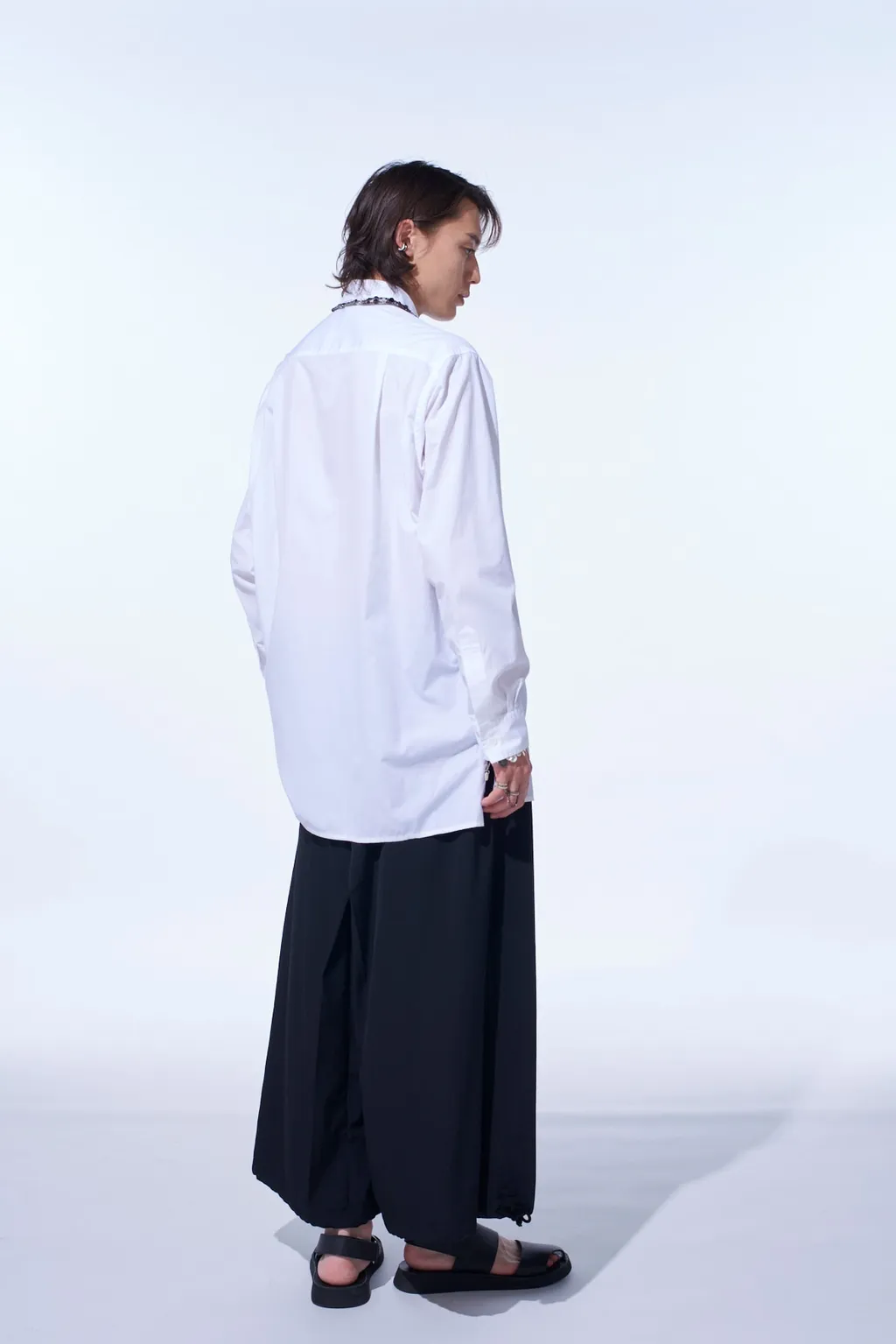Cotton Broad Loose-Fit Regular Collar Shirt