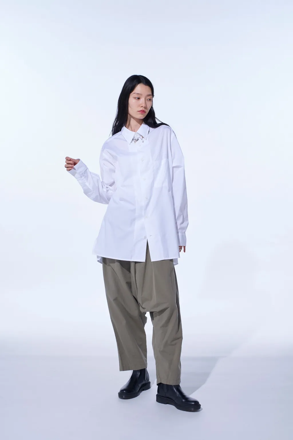 Cotton Broad Loose-Fit Regular Collar Shirt
