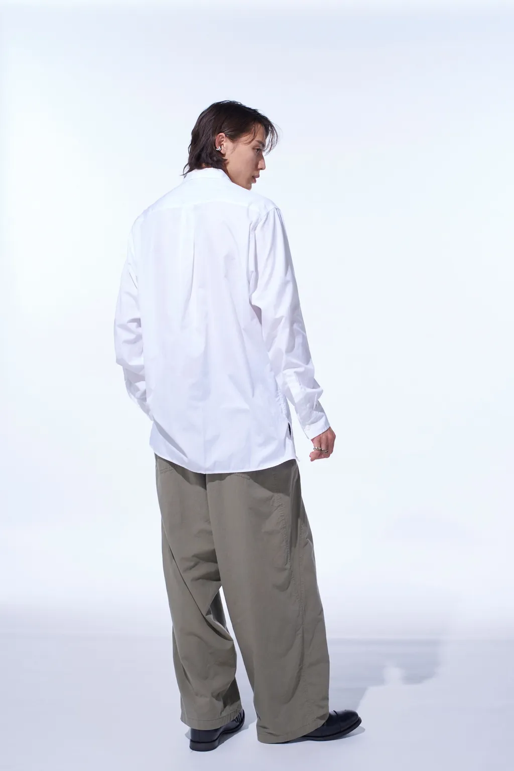 Cotton Broad Loose-Fit Open Collar Shirt