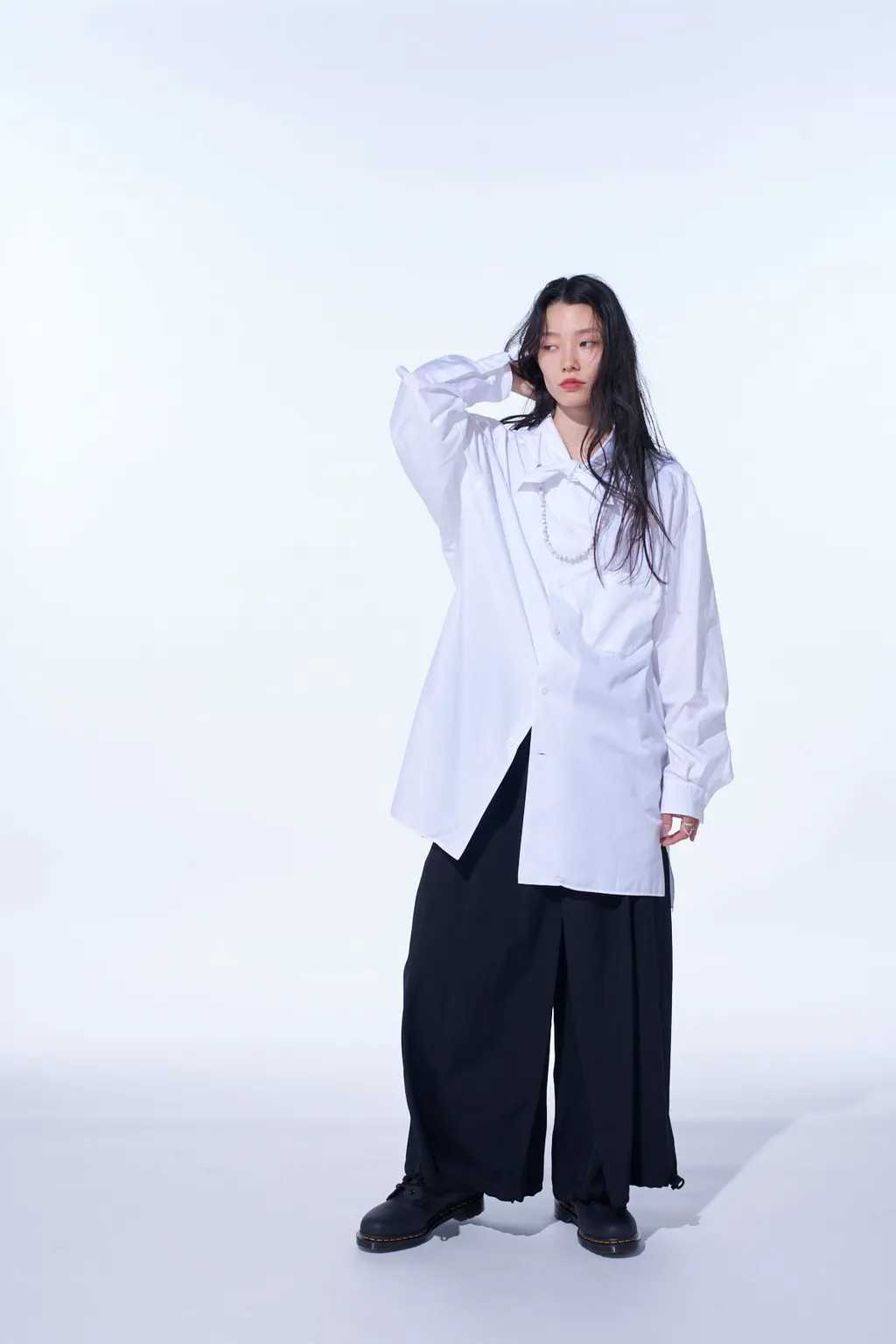 Cotton Broad Ribbon Collar Shirt