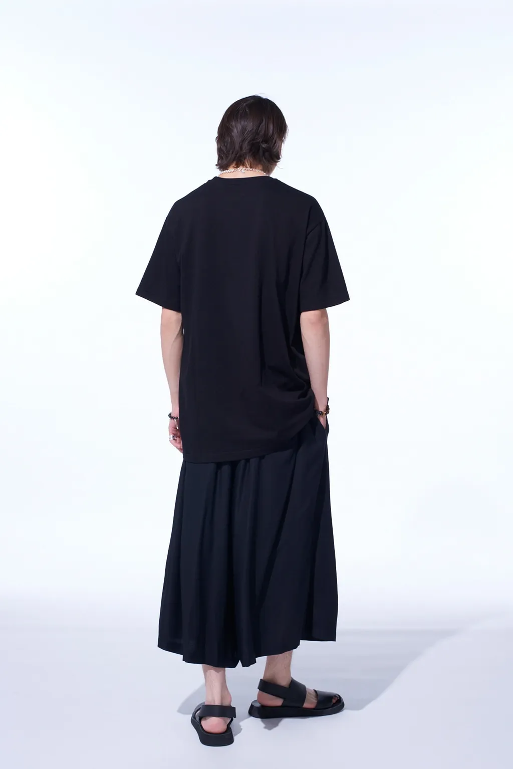 Graphic T-Shirt -Statue-