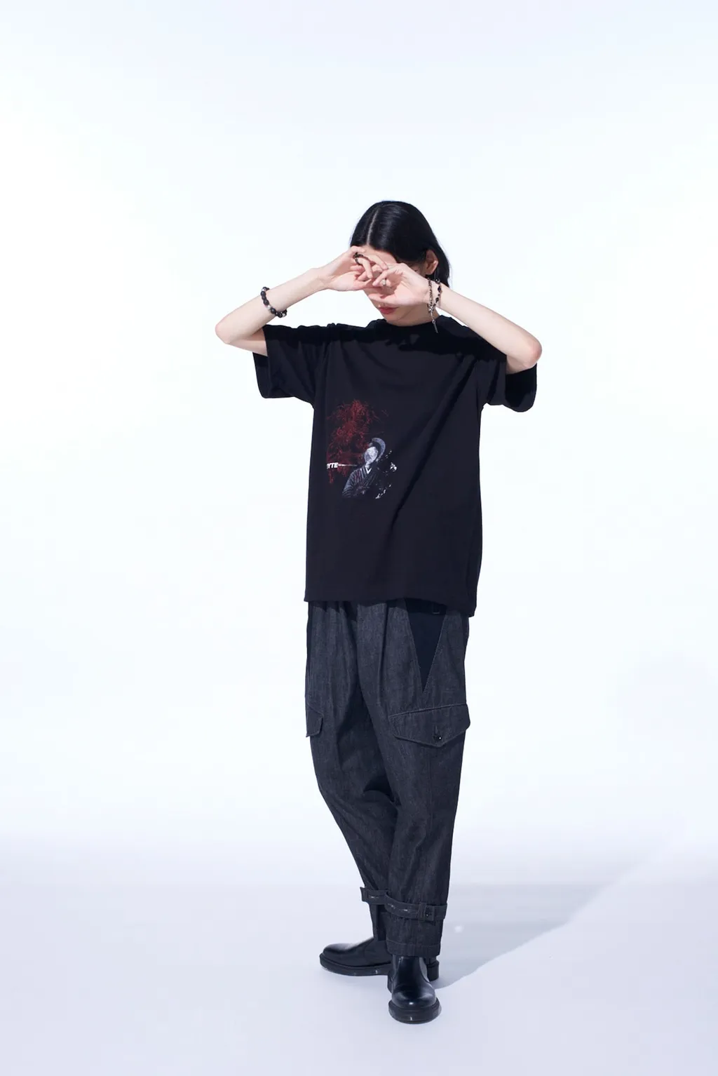 Graphic T-Shirt -Sad Woman-