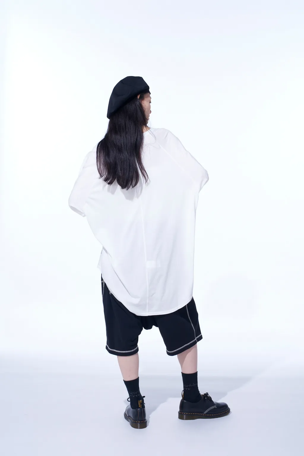 Soft Jersey Back Center Stitch Oversized Raglan Sleeve T-Shirt
