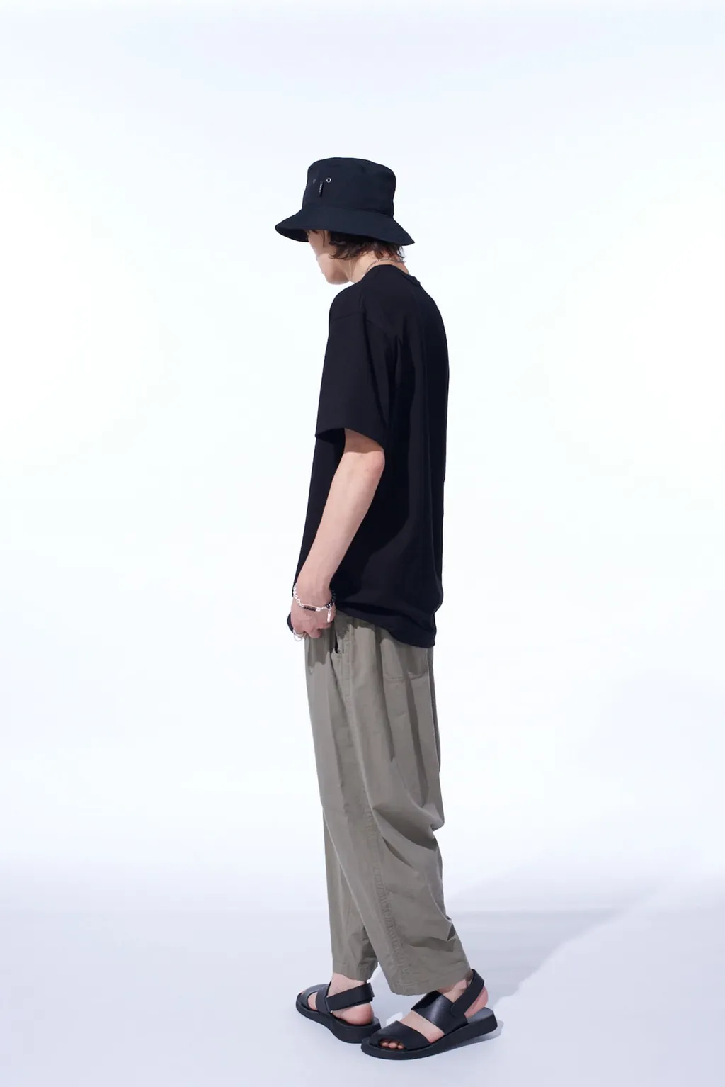 Graphic T-Shirt -Sculpture-