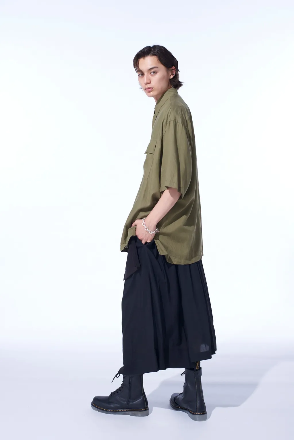 Cotton/Cellulose Broad Flap Pockets Oversized Short-Sleeve Shirt