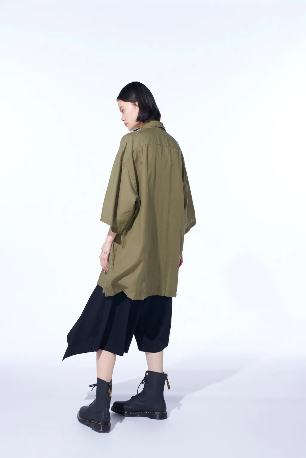 Cotton/Cellulose Broad Flap Pockets Oversized Short-Sleeve Shirt