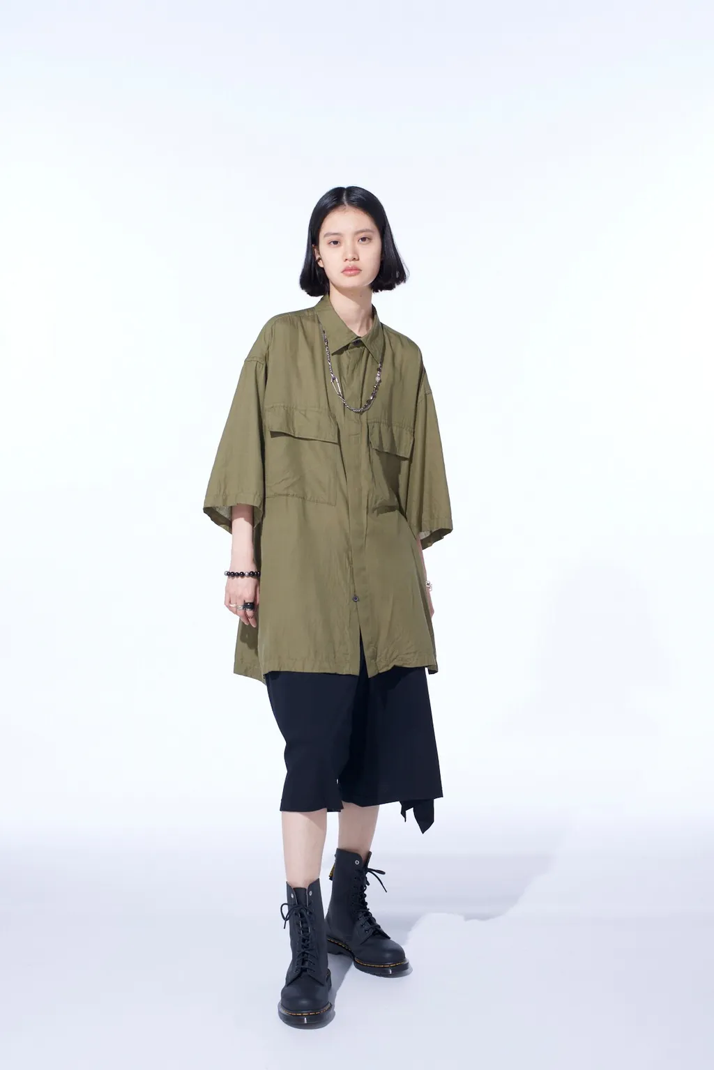 Cotton/Cellulose Broad Flap Pockets Oversized Short-Sleeve Shirt