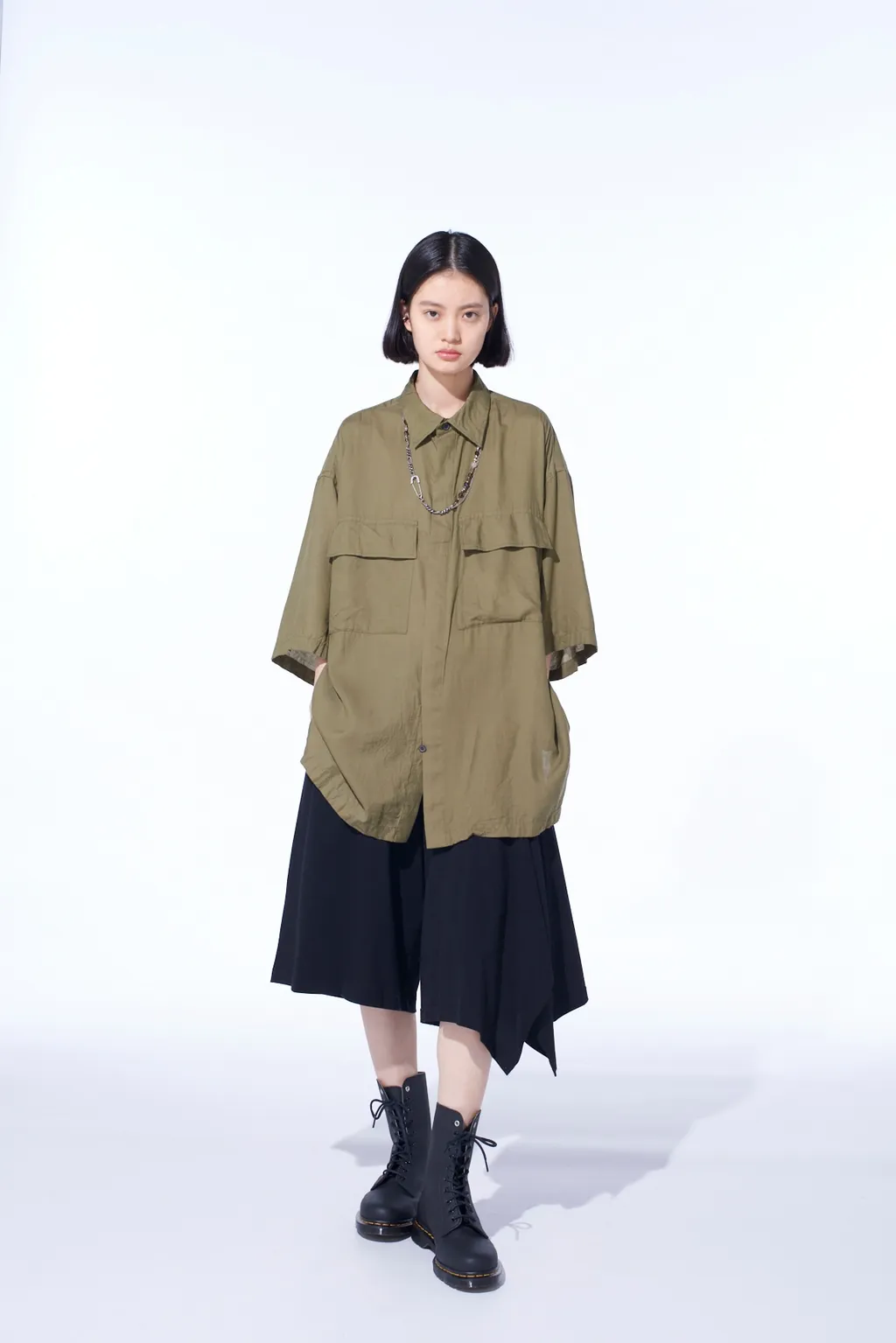 Cotton/Cellulose Broad Flap Pockets Oversized Short-Sleeve Shirt