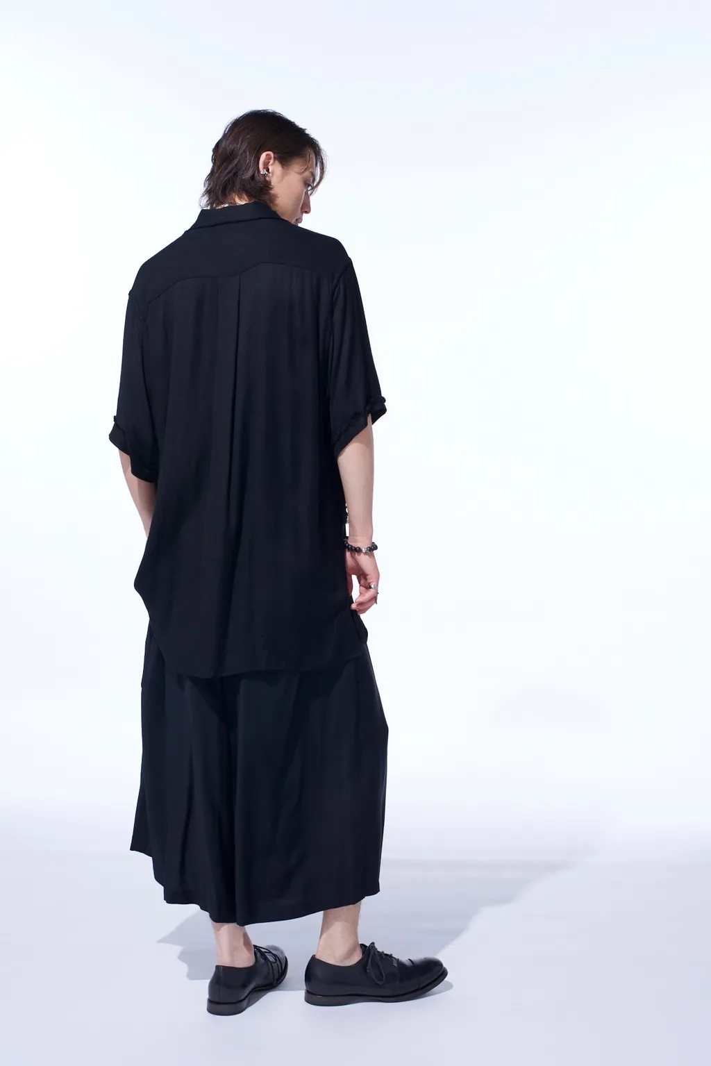 Viscose Twill Cut-Off Open-Collar Shirt