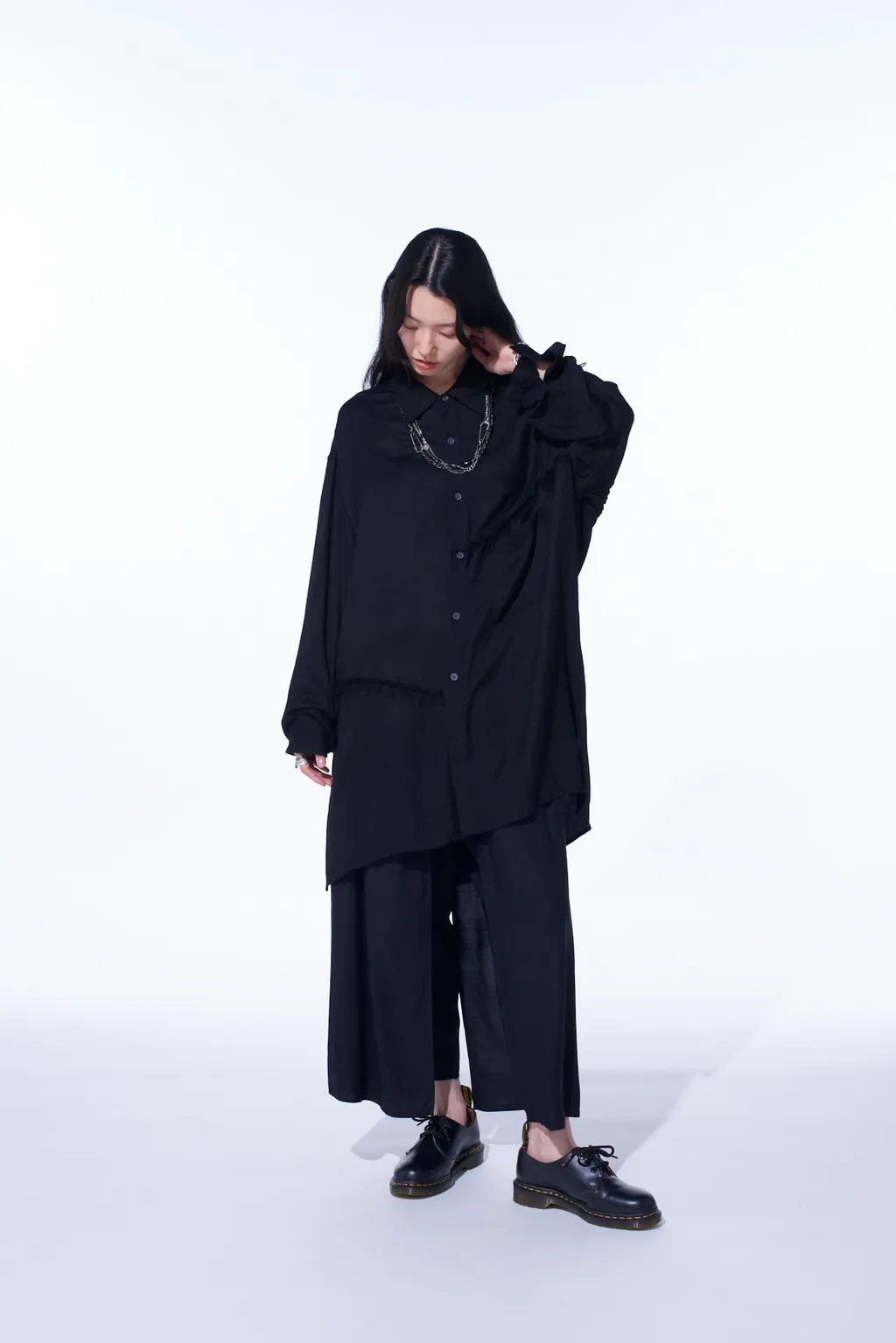 Viscose Twill Cut-Off Oversized Regular Collar Shirt