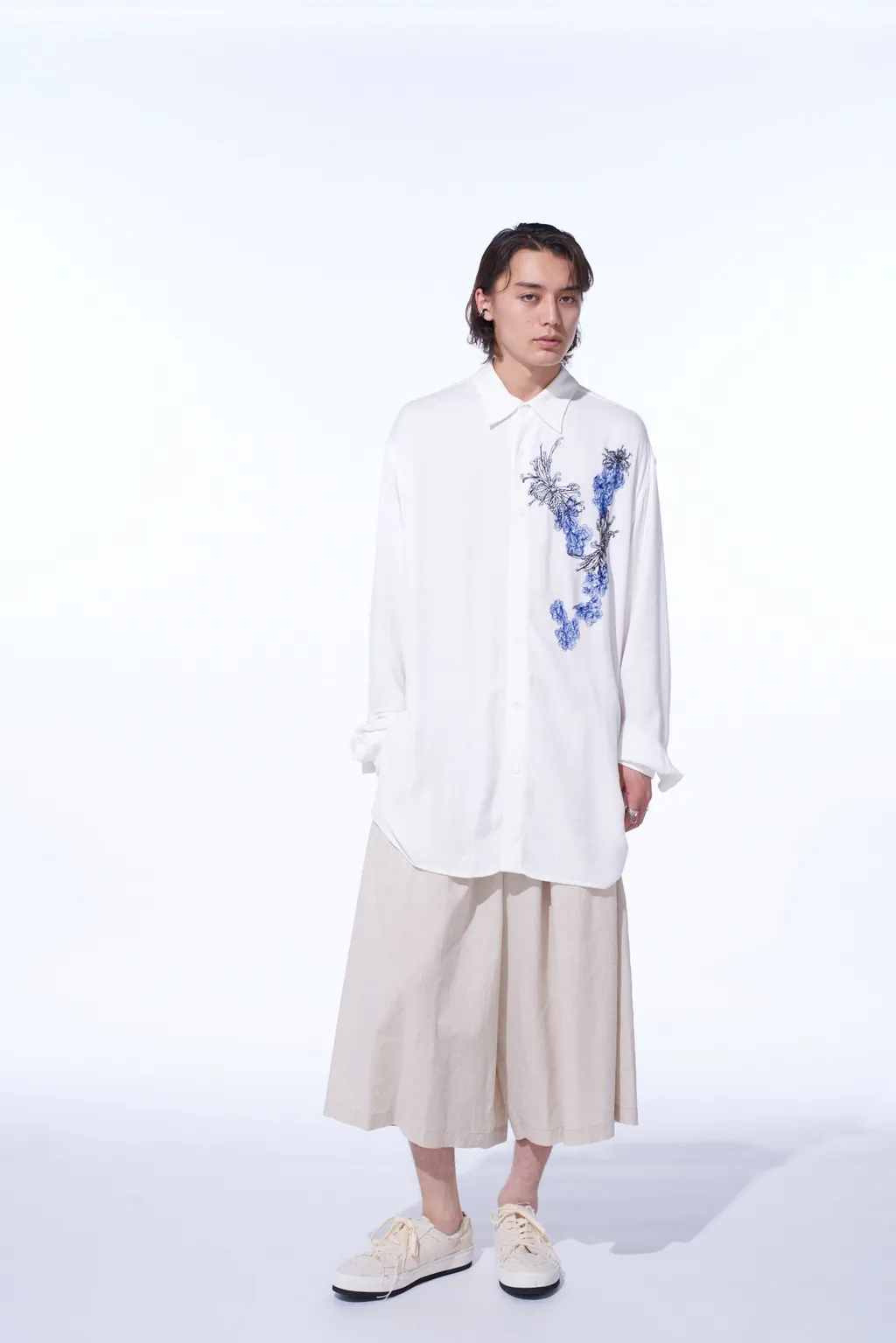 Viscose Twill Chrysanthemum Embroidery Oversized Shirt