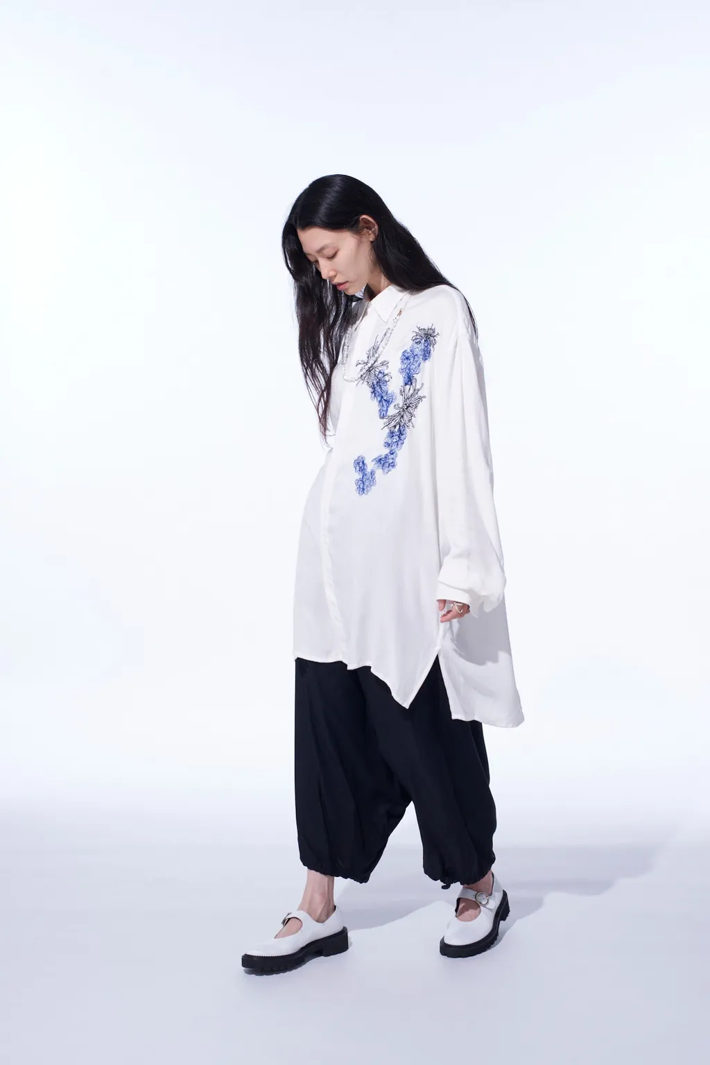 Viscose Twill Chrysanthemum Embroidery Oversized Shirt