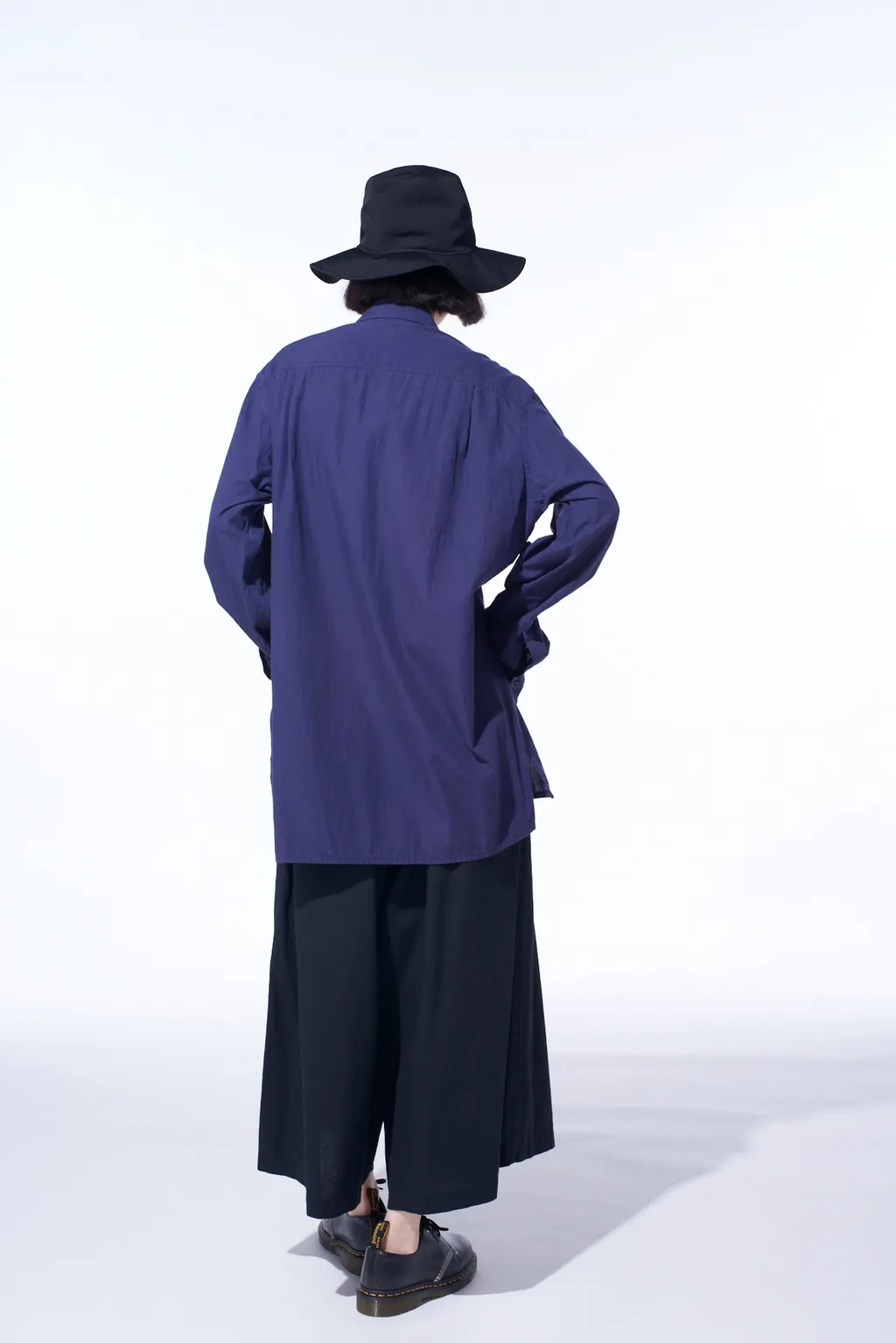 Broadcloth Chambray Loose-Fit Regular Collar Shirt