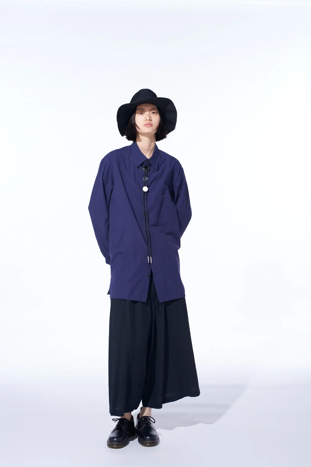 Broadcloth Chambray Loose-Fit Regular Collar Shirt