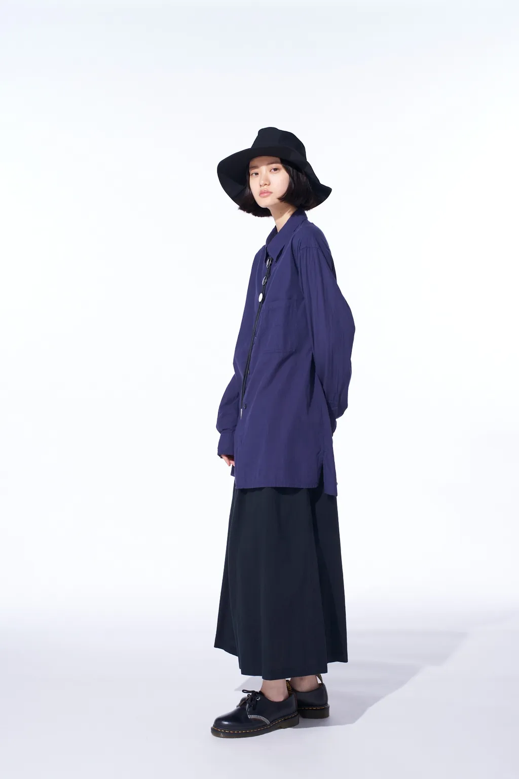 Broadcloth Chambray Loose-Fit Regular Collar Shirt
