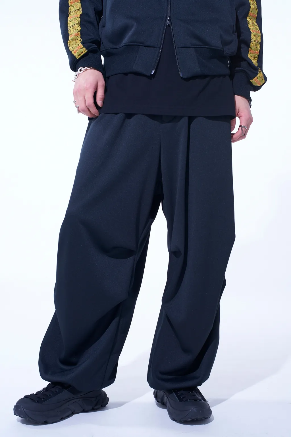 Pe/Smooth Jersey Knee Tuck Military Pants With Tyrolean Tapes