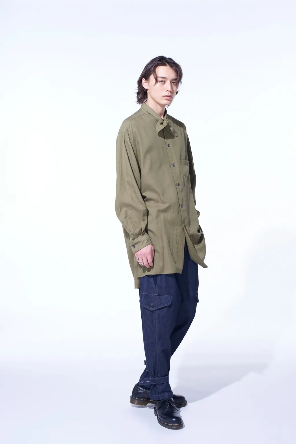 Cotton/Cellulose Broad Ribbon Collar Shirt
